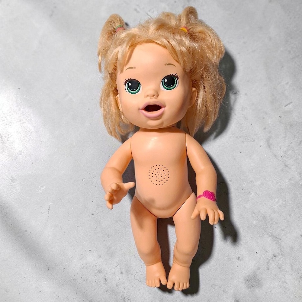 Baby Alive Doll 2014 Hasbro Blonde 16in Bilingual For Parts Repair Not Working